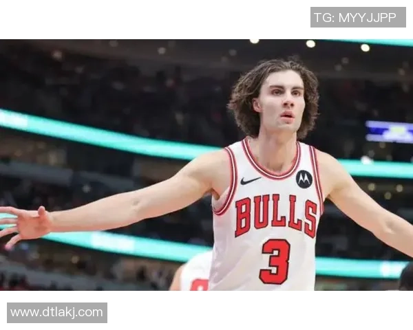 约什吉迪带领球队冲击季后赛展现年轻球员的无限潜力与激情